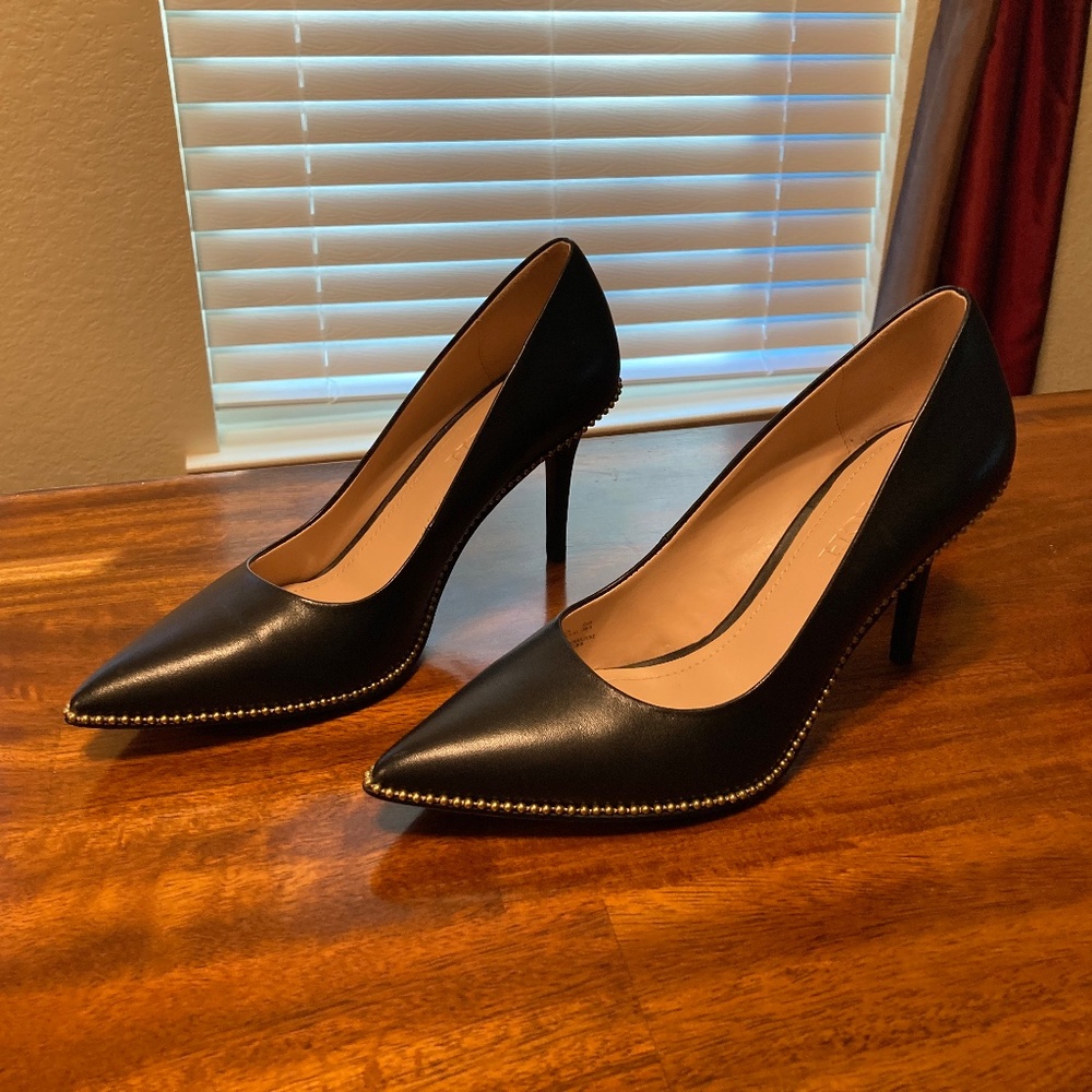 Coach Waverly Beadchain Pumps Size 8